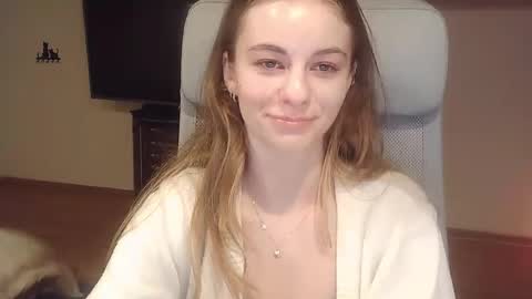 Snapshot of ariacreazy chatting on October 16, 8:18 pm AriaCreazy online show from October 16, 8:18 pm