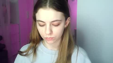 Snapshot of ariacreazy chatting on December 9, 3:33 pm AriaCreazy online show from December 9, 3:33 pm