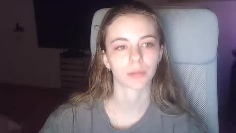 AriaCreazy online show from April 21, 8:16 pm