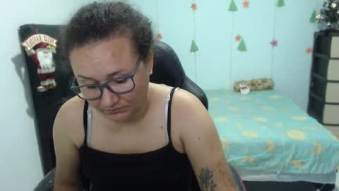 ...Ariana... online show from December 10, 5:11 pm