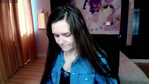 AriaGray online show from April 15, 11:57 am