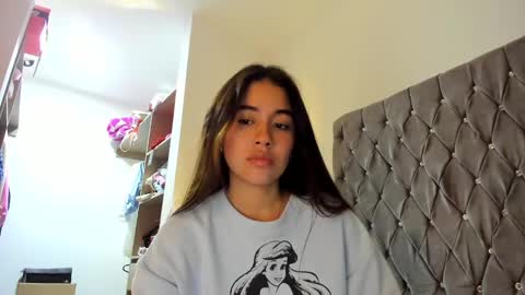 Aria Montgomery online show from January 13, 9:08 am