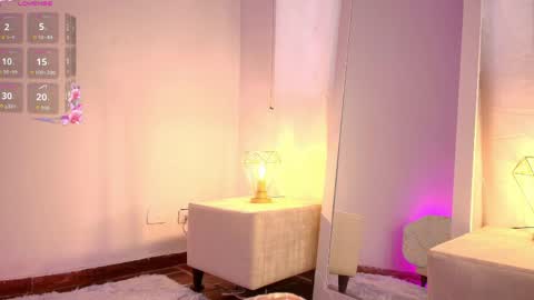 ariana_castillo__ online show from March 25, 1:18 pm