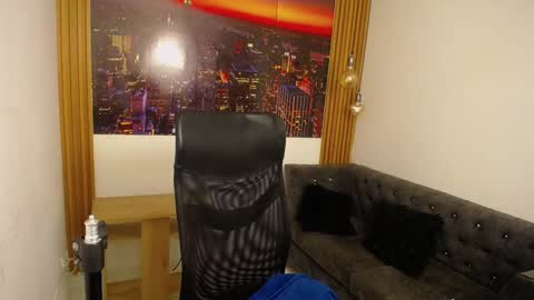 ariana_toro online show from October 7, 2:35 pm