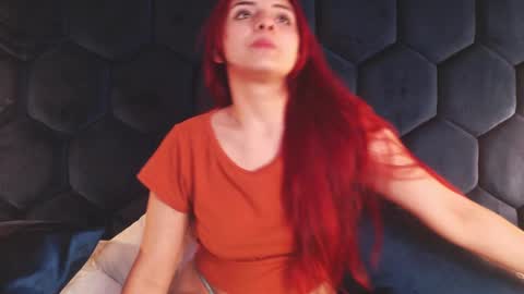 ariana_velvet online show from January 23, 6:45 pm