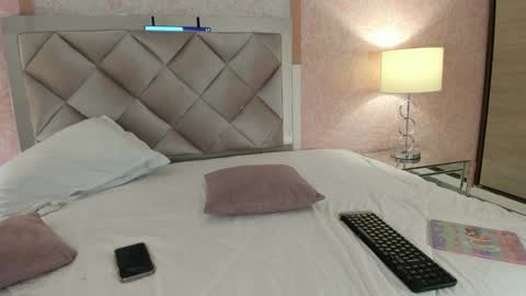 Ari online show from September 10, 3:18 am