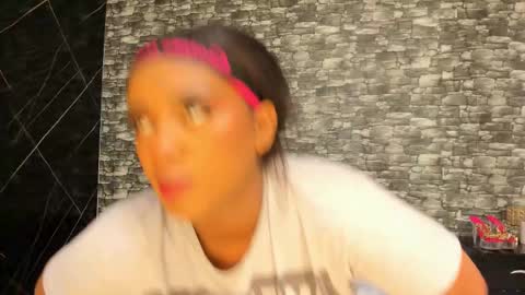 Snapshot of arianaablack chatting on September 19, 12:20 pm Ariana online show from September 19, 12:20 pm
