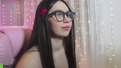 Snapshot of arianahot777 chatting on February 9, 4:04 am arianahot777 online show from February 9, 4:04 am