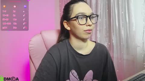 Snapshot of arianahot777 chatting on February 24, 1:57 am arianahot777 online show from February 24, 1:57 am