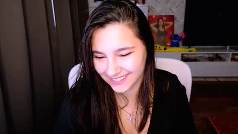 Snapshot of arianna_grend chatting on October 19, 10:20 am Arianna online show from October 19, 10:20 am