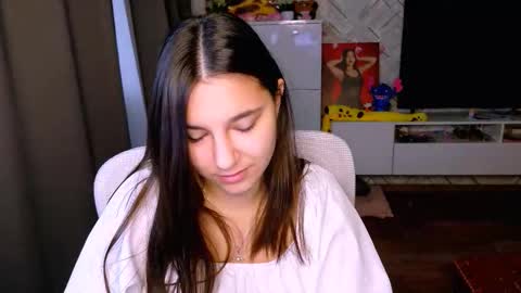 Snapshot of arianna_grend chatting on October 15, 8:37 am Arianna online show from October 15, 8:37 am