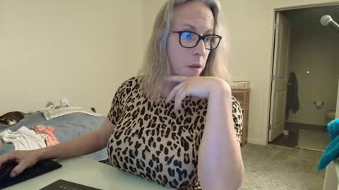 Snapshot of arianna_sinz chatting on September 13, 1:30 am Arianna Sinz online show from September 13, 1:30 am