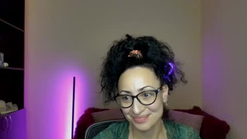 Arianna online show from February 25, 9:48 pm