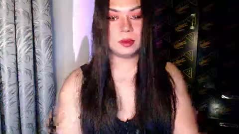 LOVELY online show from November 7, 1:57 pm