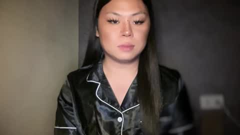 LOVELY online show from February 20, 8:03 pm