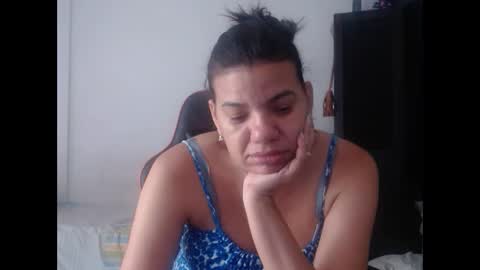 ariannaloovel online show from April 12, 6:23 pm