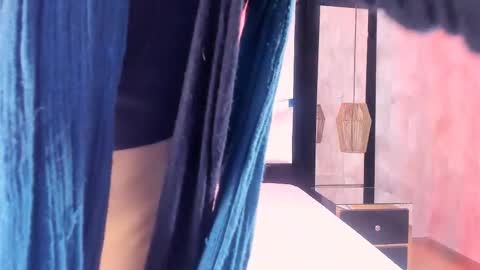 Snapshot of ariannarussell1 chatting on September 19, 2:54 pm ariannarussell1 online show from September 19, 2:54 pm