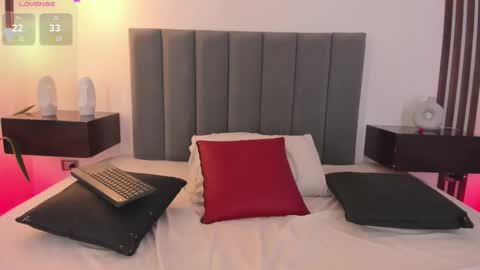 Aria online show from March 4, 7:27 am