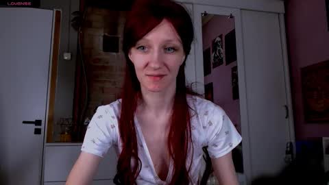 aribluush online show from December 15, 11:01 pm