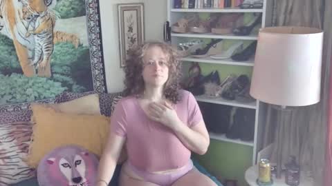 Arielle Ari online show from October 31, 5:13 pm