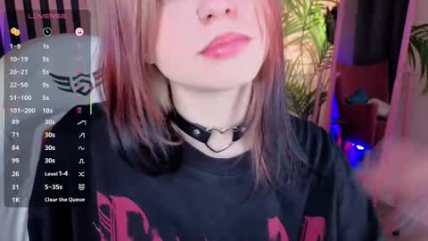 Snapshot of arielabradberry chatting on October 9, 6:02 pm Ariel online show from October 9, 6:02 pm