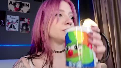 Ariel online show from April 21, 2:57 pm