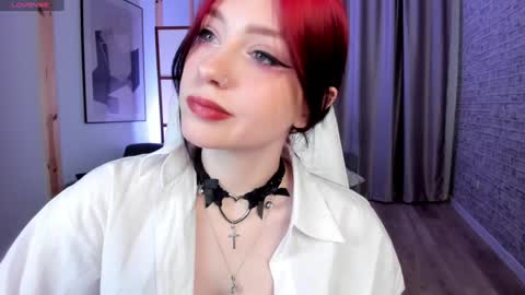 Snapshot of arielabradberry chatting on February 6, 4:47 pm Ariel online show from February 6, 4:47 pm