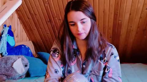 arielstonks_lovee online show from February 27, 4:05 am