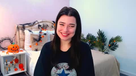 Ari online show from November 4, 1:56 pm