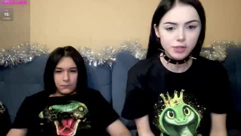 Snapshot of arina_rose chatting on January 2, 3:40 pm Arinka online show from January 2, 3:40 pm