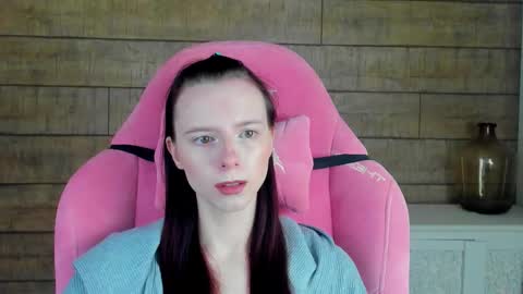 Arinakubrick online show from December 4, 4:23 am