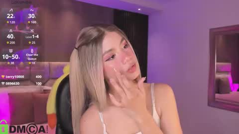 Ari  online show from September 29, 1:04 am