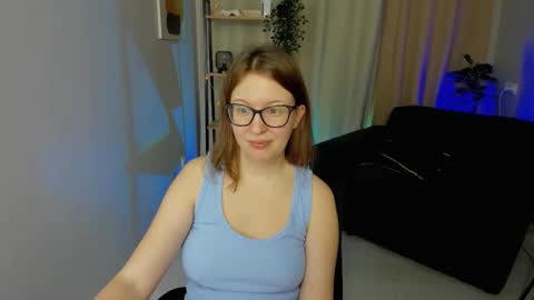 Snapshot of arizzzona_baby chatting on October 18, 6:50 am Arizona online show from October 18, 6:50 am