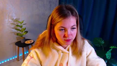 Arlana online show from October 11, 1:32 am