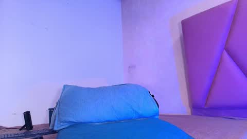 Snapshot of arleth_1 chatting on September 23, 3:11 am Arleth online show from September 23, 3:11 am