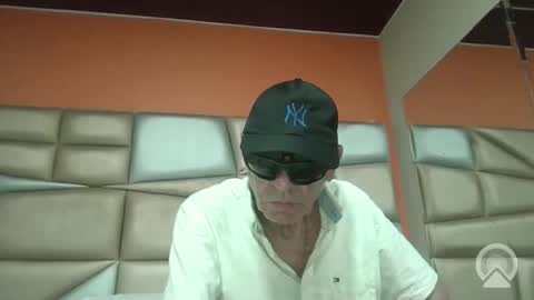 armaduradeacero online show from April 25, 10:50 am