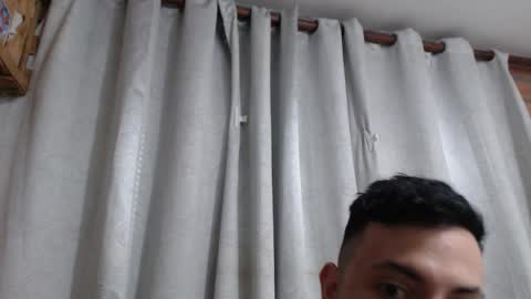 Snapshot of armando_2002 chatting on September 20, 2:58 am ARMANDO online show from September 20, 2:58 am