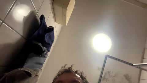 armyskater32 online show from November 15, 9:16 pm