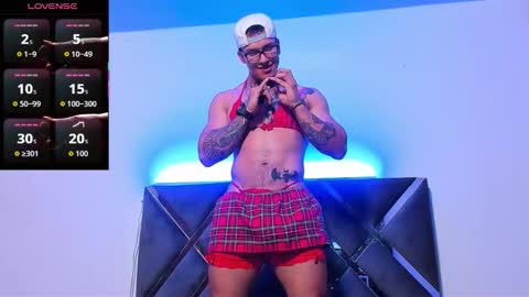 Snapshot of arnold_fit_hot98 chatting on October 22, 6:53 pm Arnold fit hot98 online show from October 22, 6:53 pm