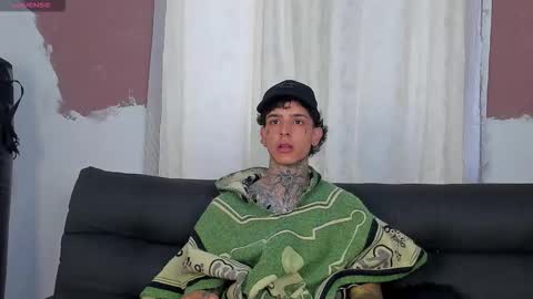 Snapshot of aron_ford chatting on October 7, 1:51 pm Aron ford online show from October 7, 1:51 pm