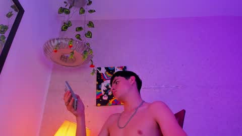 Aron Falcon online show from January 6, 8:14 am