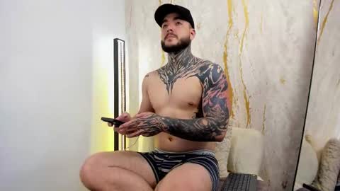 Aron online show from November 14, 5:09 am