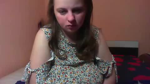 Snapshot of arriana98 chatting on February 9, 3:11 am Arriana online show from February 9, 3:11 am