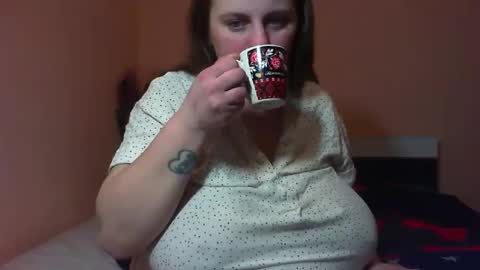 Snapshot of arriana98 chatting on December 31, 1:36 am Arriana online show from December 31, 1:36 am