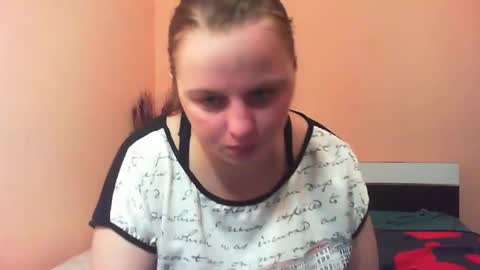 Snapshot of arriana98 chatting on February 22, 5:55 am Arriana online show from February 22, 5:55 am