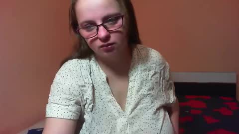 Snapshot of arriana98 chatting on February 6, 3:16 am Arriana online show from February 6, 3:16 am