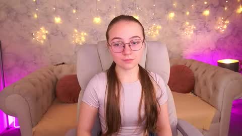 arrinawair online show from March 4, 7:38 am