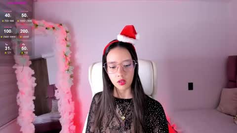 Snapshot of artbelia chatting on December 30, 1:48 am Lia Rose online show from December 30, 1:48 am