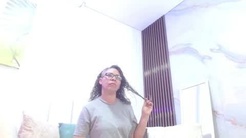 Snapshot of artemiza_love_ chatting on October 6, 1:07 pm artemiza online show from October 6, 1:07 pm