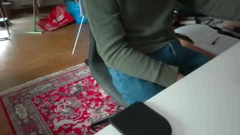 Snapshot of artesian99 chatting on November 1, 8:57 am artesian99 online show from November 1, 8:57 am